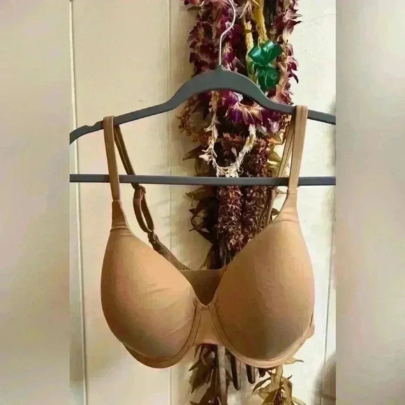 Skims Fits Everybody Shirt Bra Size 34DDD New $54 - Picture 1 of 5